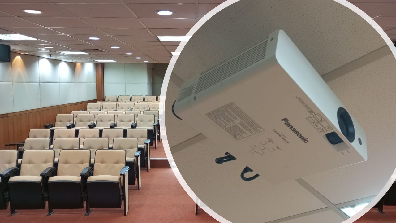 Replacement Law Library Projector Display (2 Units)
